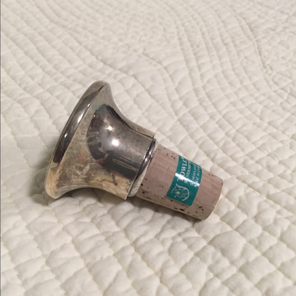 Vintage Towle Silver-plated Bottle Stopper/Pourer